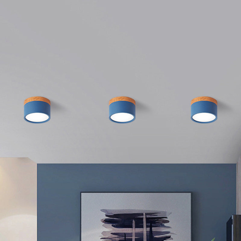 Modern Macaron Ceiling Light – Compact Metal/Wood Flush Mount Lighting for Kitchen and Bar in Yellow, Blue, and Black