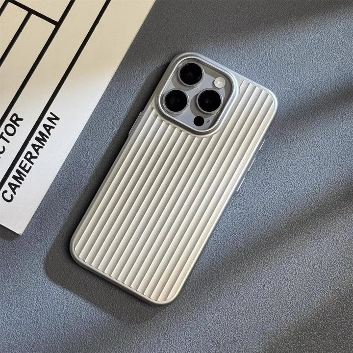 NoviroaShield | Ultra-thin shockproof phone case with drop protection |