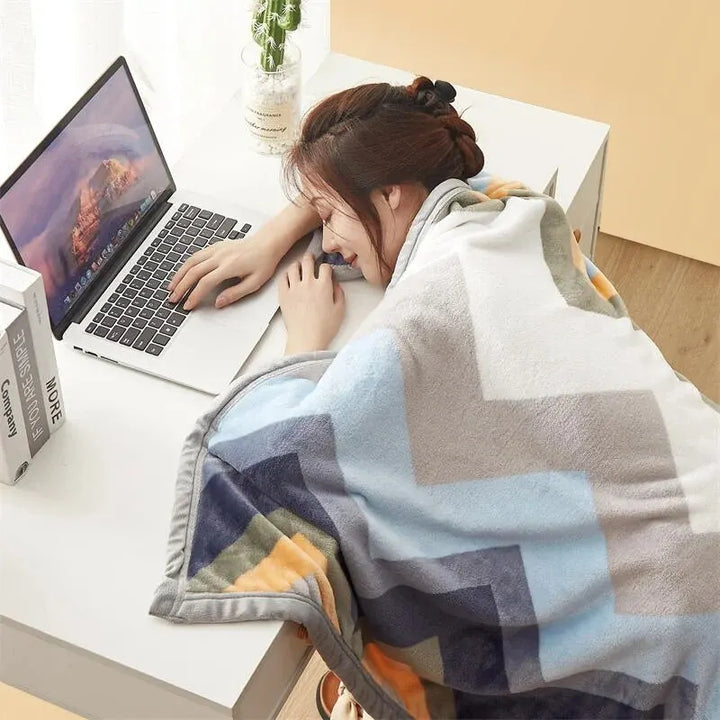 BowLift | Thick Flannel Blanket - FlannelWarm