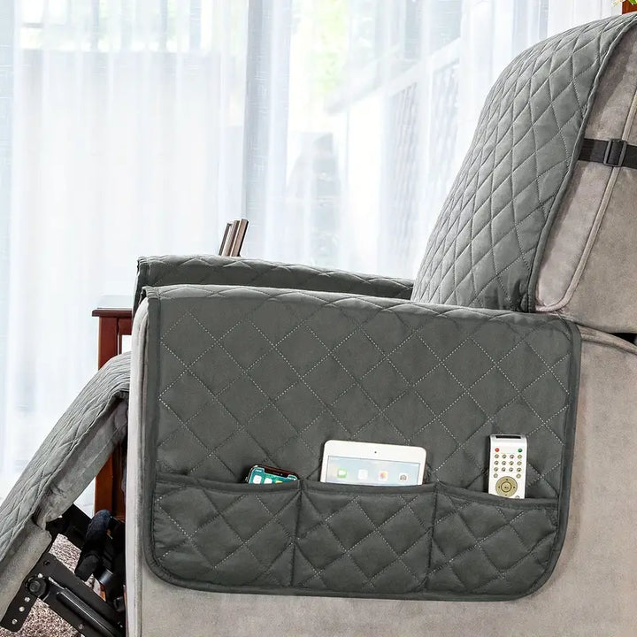 BowLift | Cover for extendable armchairs – anti-slip protection and premium comfort
