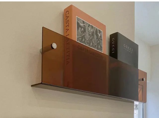 BowLift | ClearLine – Stylish Acrylic Wall Shelf for Magazines