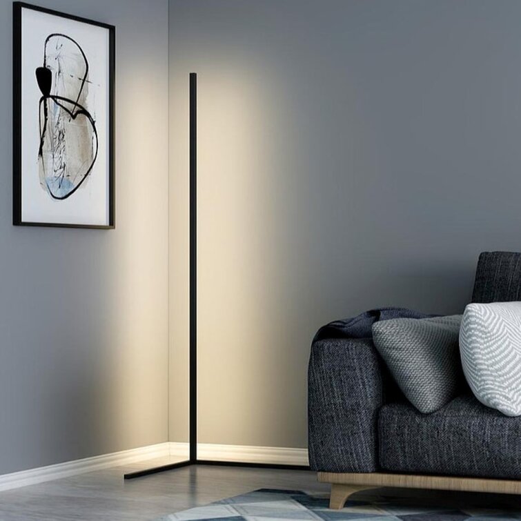 Corner floor lamp
