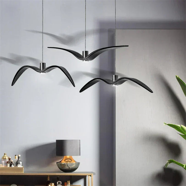 BeakBrilliance - Design Bird Lamp for Unique Interiors