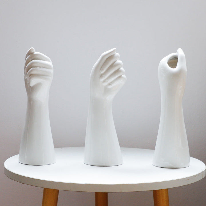 BowLift | Gibbar Vase