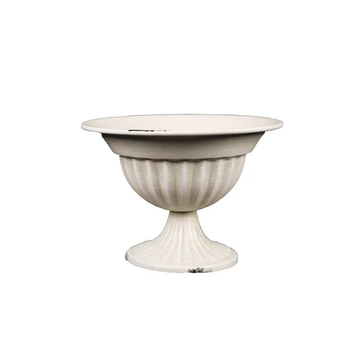 BowLift | European Vintage Chalice Vase Made of Iron