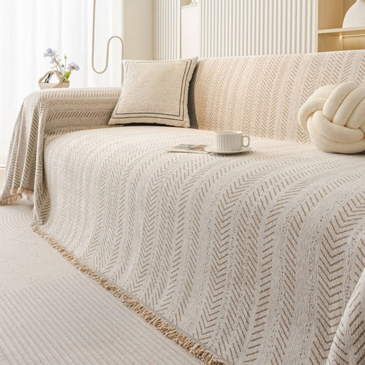 Scratch-resistant &amp; washable sofa cover made of chenille