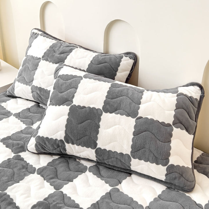 BowLift | Milk Velvet Checked Bed Linen Fitted Sheet Mattress Cover