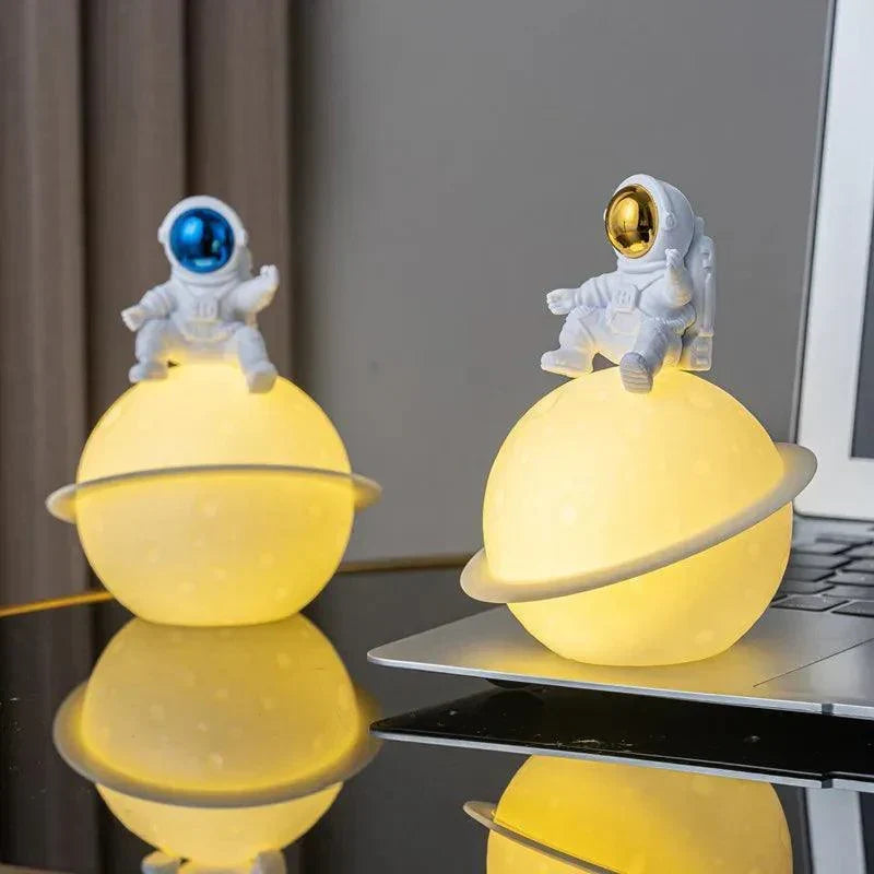 AstroLume Astronaut Sculpture with Planet Night Light | Modern Decorative Highlight | Environmentally Friendly PVC &amp; ABS | 9.8 x 12.1 cm