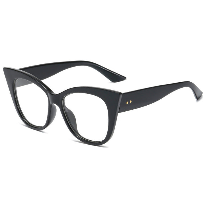 Women extravagant Cat-Eye sunglasses with mirrored lenses
