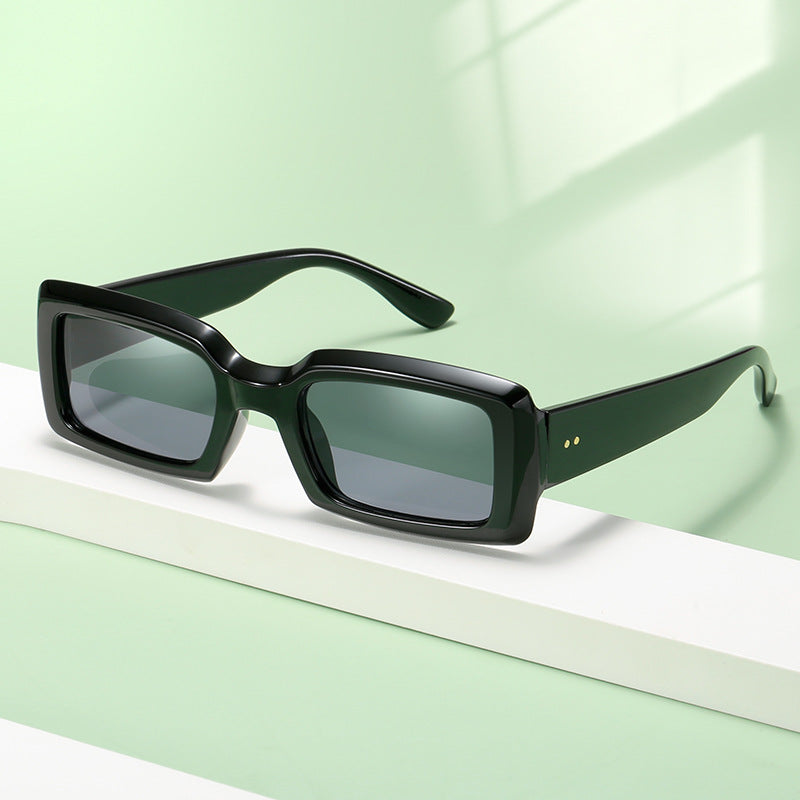 Ladies stylish square sunglasses with mirrored lenses