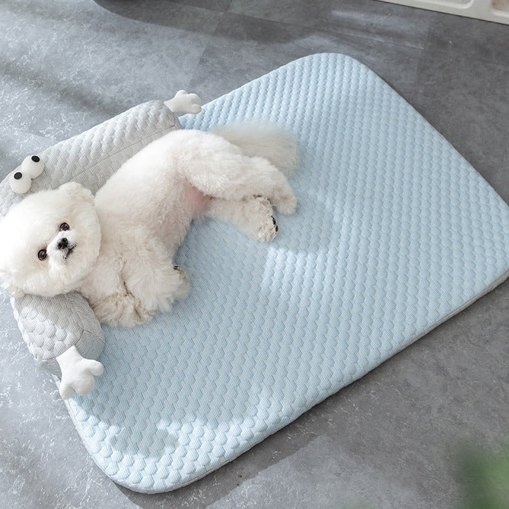Luxury Dog Cooling Mat - ChillOut | Bowlift