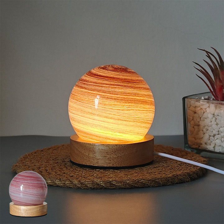 Enchanting Planet Lamp – A Universe of colours and Dreams