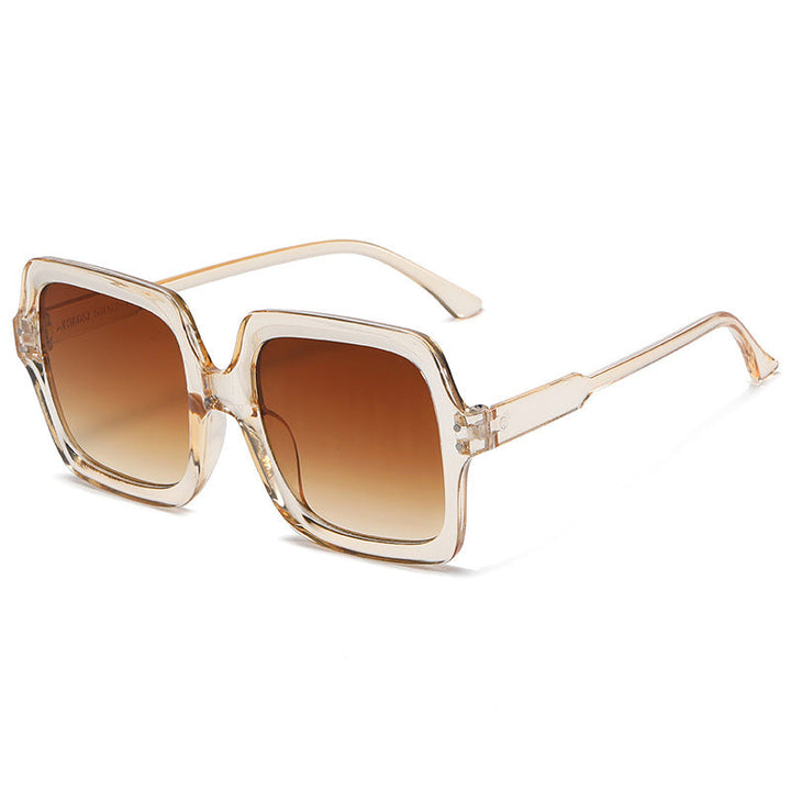 Ladies fashionable square sunglasses with mirrored lenses