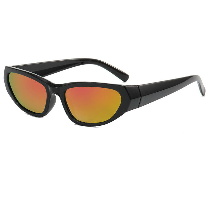 Ladies fashionable sunglasses with mirrored lenses