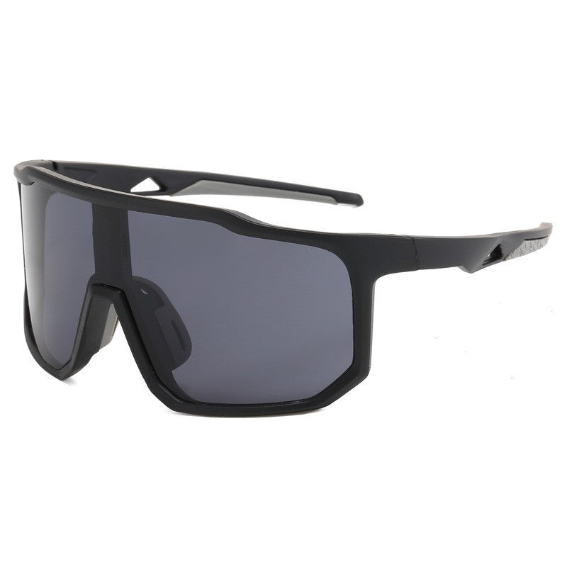 Ladies sporty racing sunglasses with wide field of view and modern mirrored lenses