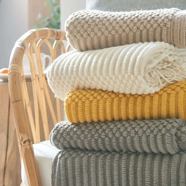 BowLift | Nordic Style Dick Knitted Blanket