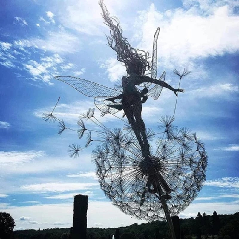 BowLift | Enchanting fairy tale garden sculptures: dreamy garden decorations - Alisa