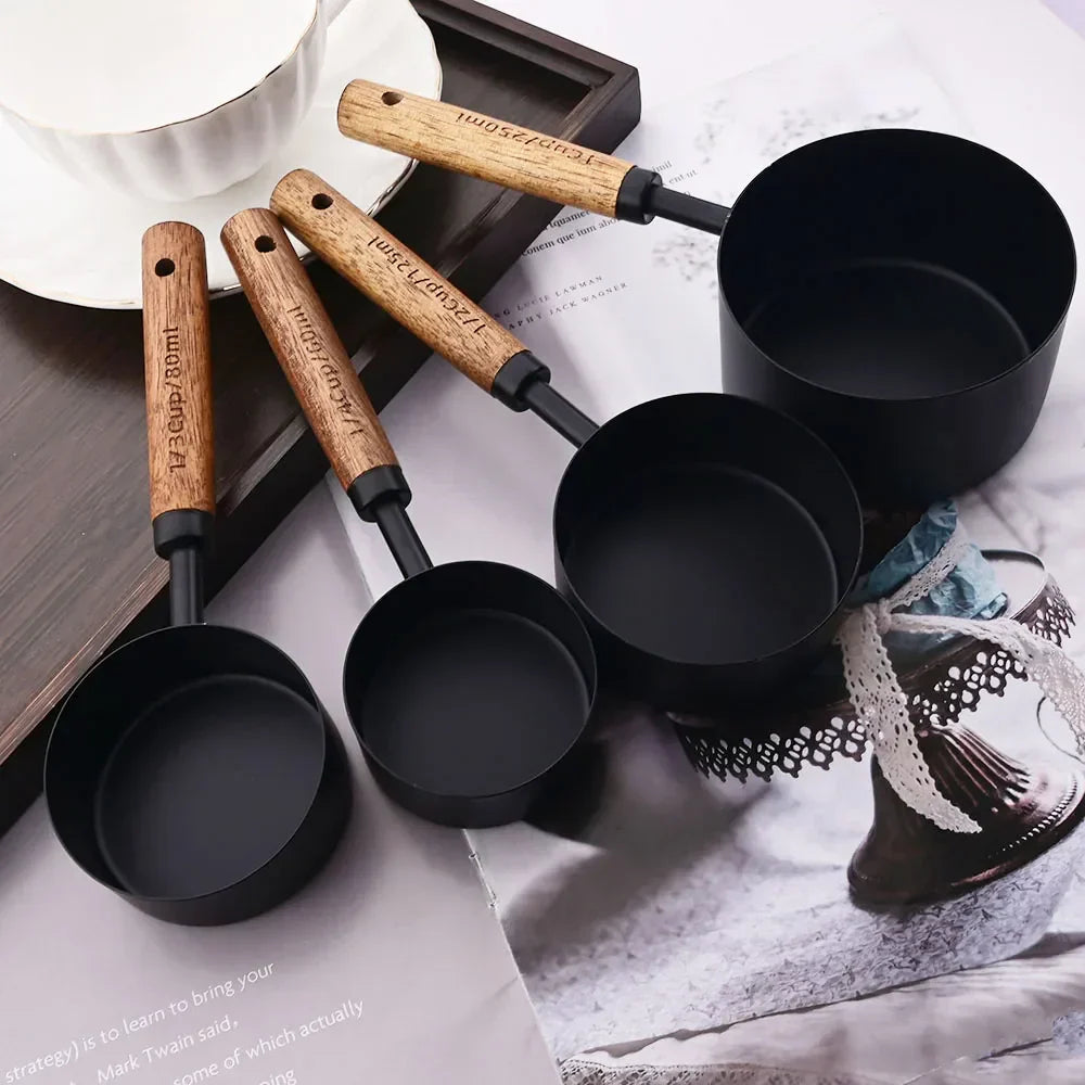 BowLift | Lyra Measuring Cups &amp; Spoon Set