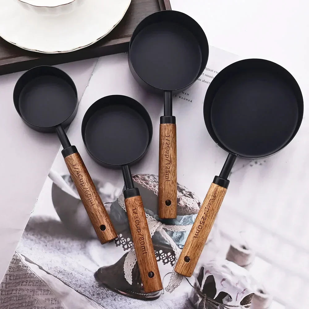 BowLift | Lyra Measuring Cups &amp; Spoon Set