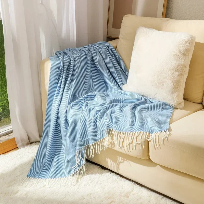 BowLift | Nordic Stripe Throw Sofa Blanket
