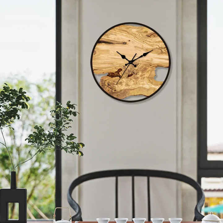 BowLift | Silent wall clock made of acrylic and wood