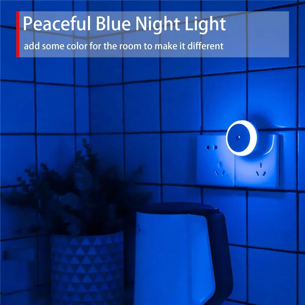 NOXORA LED night light | Twilight sensor &amp; automatic dimming | Plug-in light | Warm white