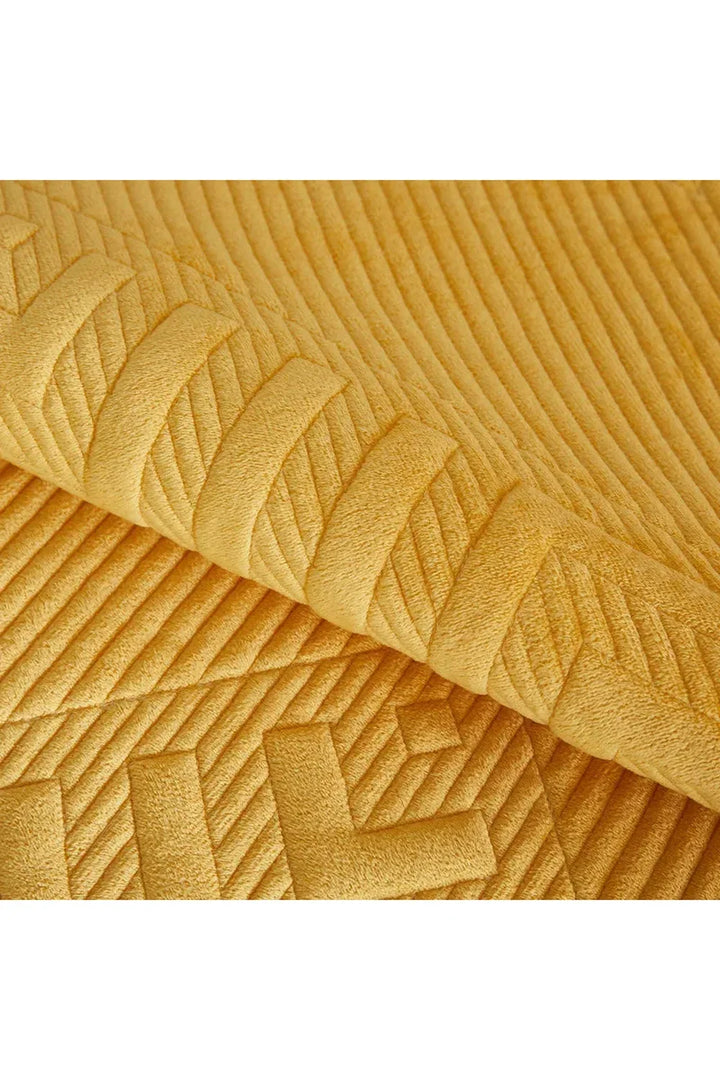 Soft Quilted Sofa Cover |