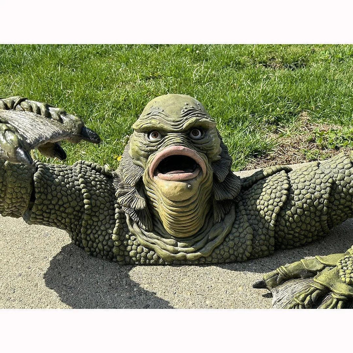 BowLift | Kreatur The Black Lagoon Grab sculptures Figure Garden building Outdoor ornaments Monster Statue Man Halloween Decoration