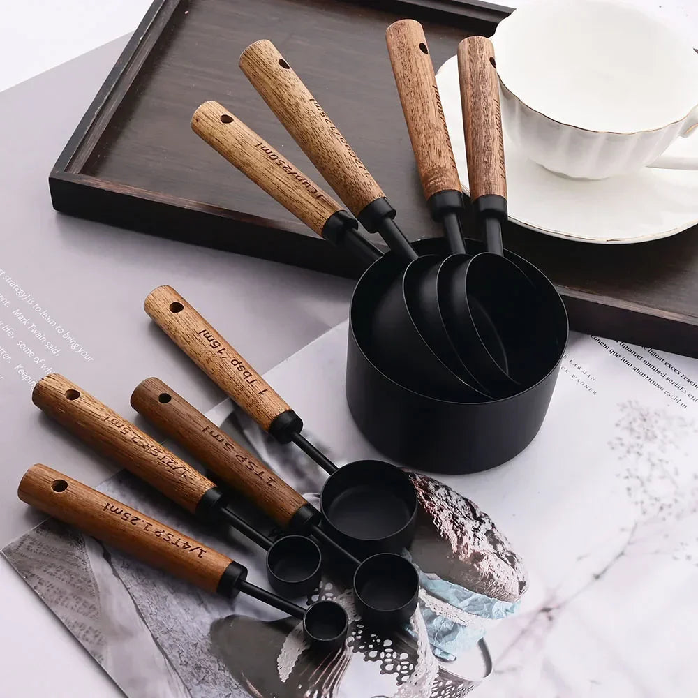 BowLift | Lyra Measuring Cups &amp; Spoon Set