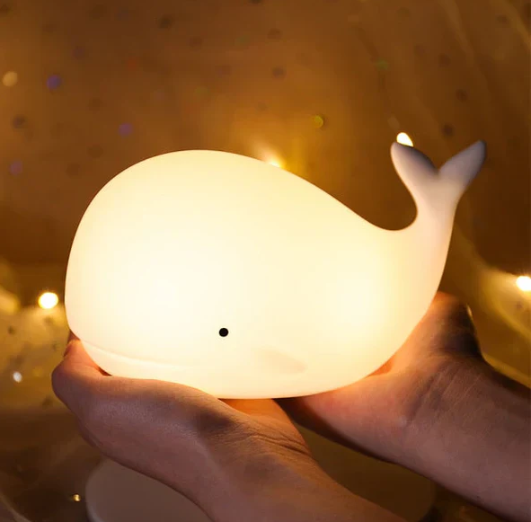 Charming colour Changing Whale Night Light
