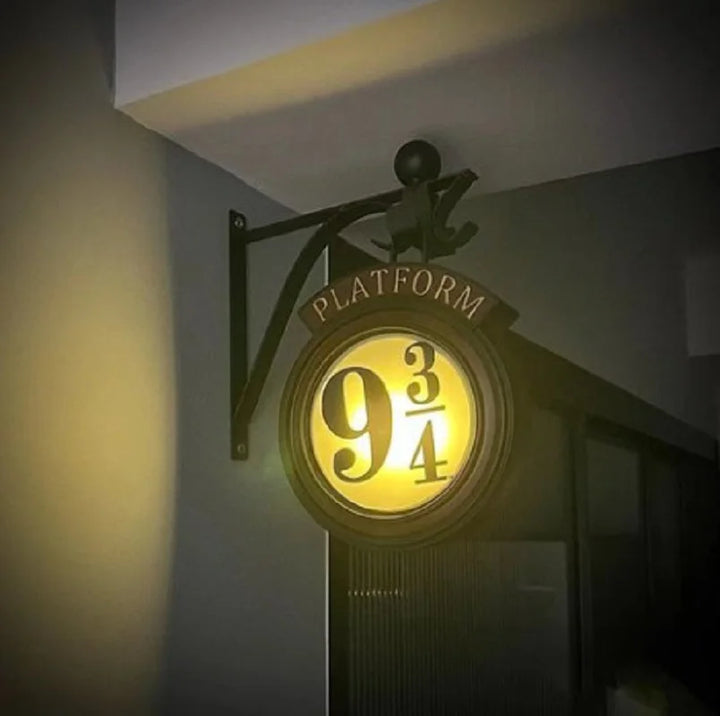 Harry Potter 9 3/4 Figure Nightstand Lamp LED Magical Wall Lamps Platform Hogwarts 3D Lamp Harry&