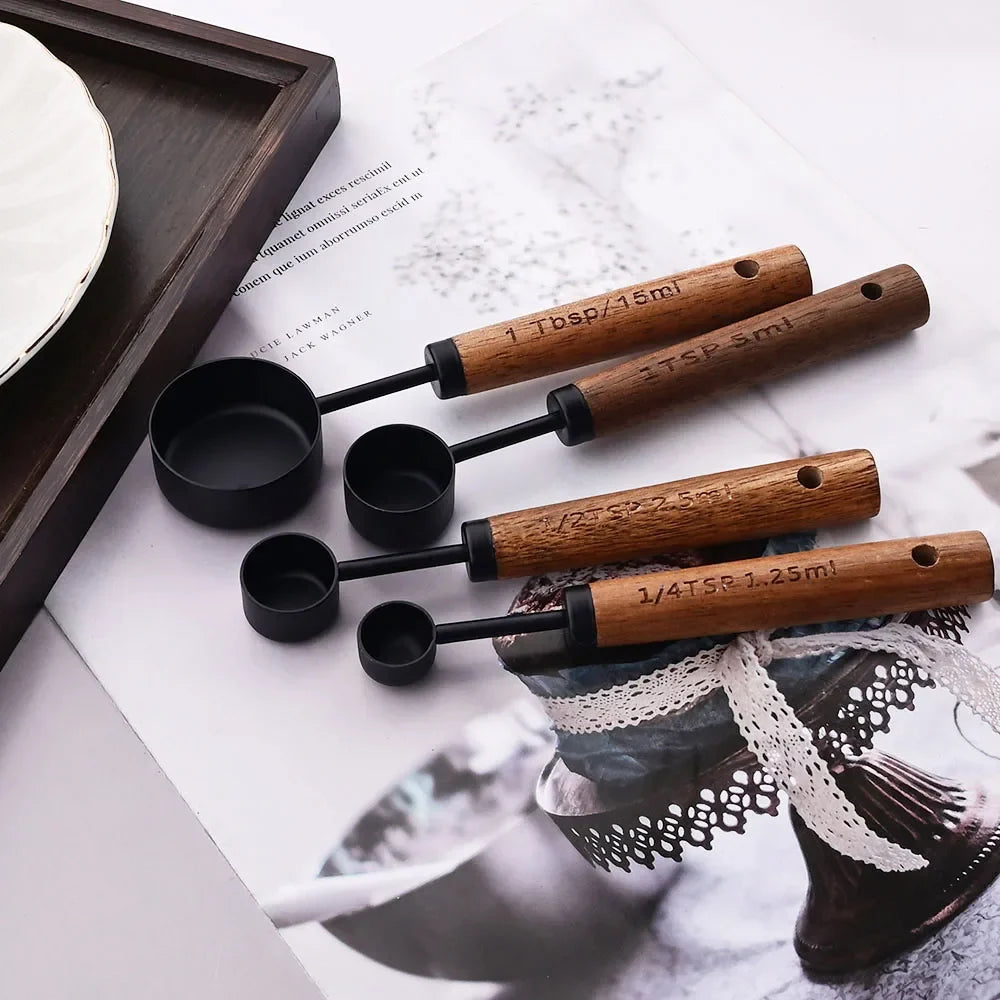 BowLift | Lyra Measuring Cups &amp; Spoon Set