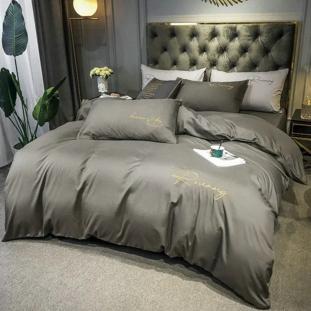 EmbroiLux Bedding - Elegant luxury duvet cover with embroidery design