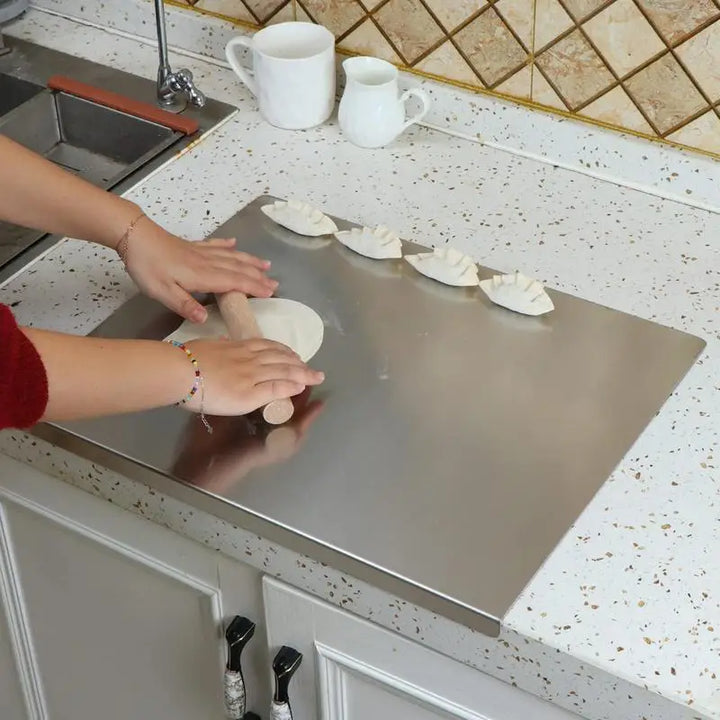 BowLift | SteelEdge – Hygienic stainless steel cutting board with non-slip and sleek edge design
