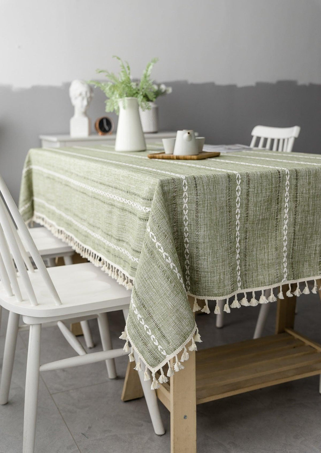 BowLift | Batillo Linen Tablecloth | Tablecloth, Indoor &amp; Outdoor