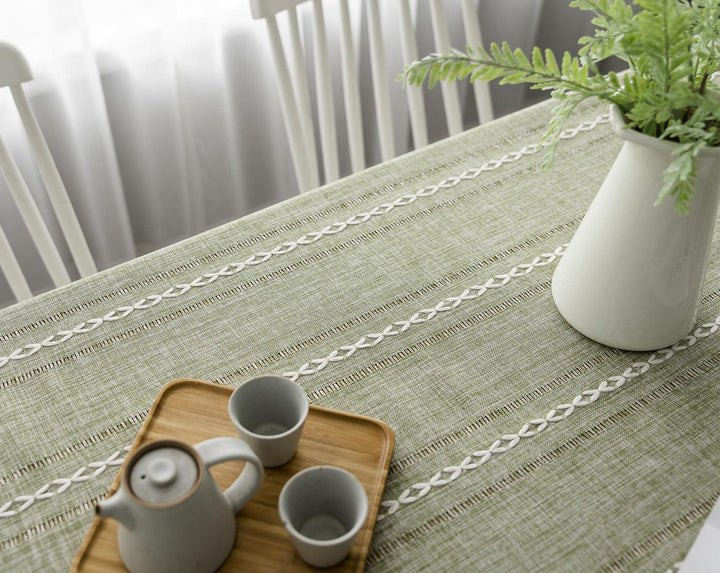 BowLift | Batillo Linen Tablecloth | Tablecloth, Indoor &amp; Outdoor