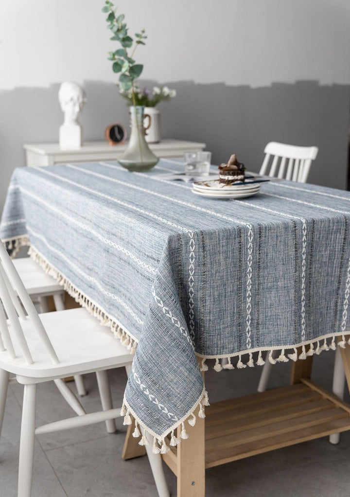 BowLift | Batillo Linen Tablecloth | Tablecloth, Indoor &amp; Outdoor