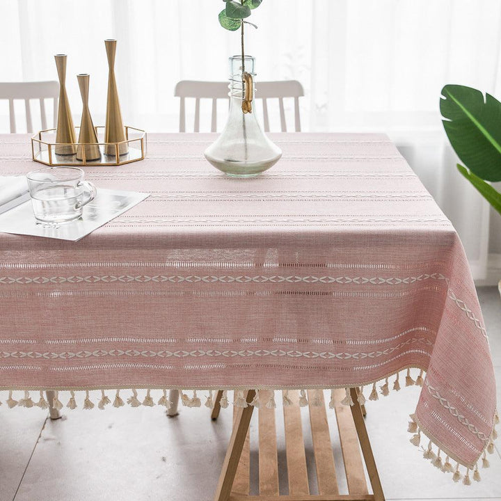 BowLift | Batillo Linen Tablecloth | Tablecloth, Indoor &amp; Outdoor