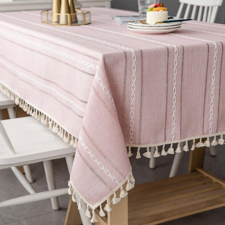 BowLift | Batillo Linen Tablecloth | Tablecloth, Indoor &amp; Outdoor