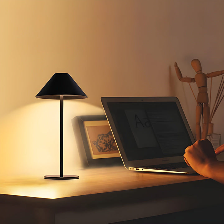 Minimalistic dimmable Touch table lamp - waterproof and rechargeable light colour