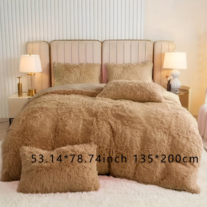Three-Piece Velvet Bedding Set with Velvet Finish