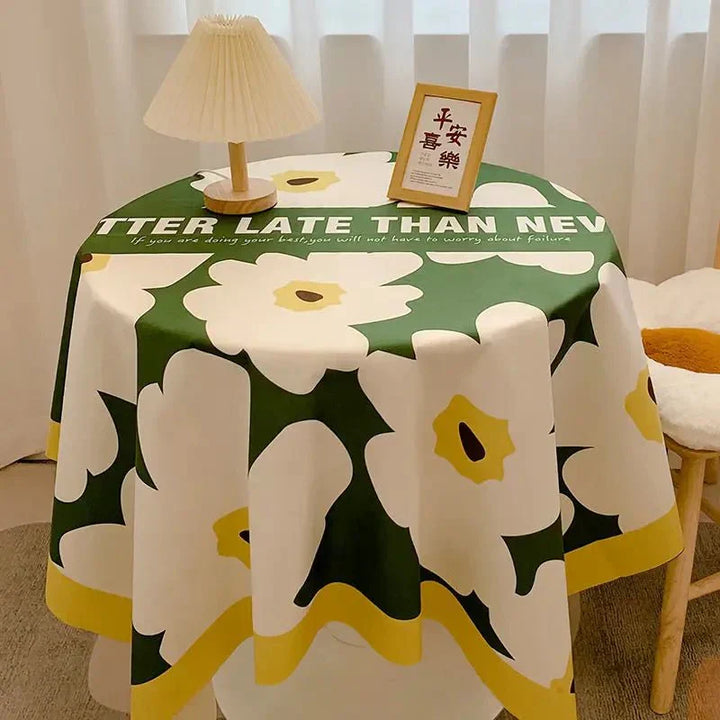 BowLift | Checked Design Round Cotton Tablecloth