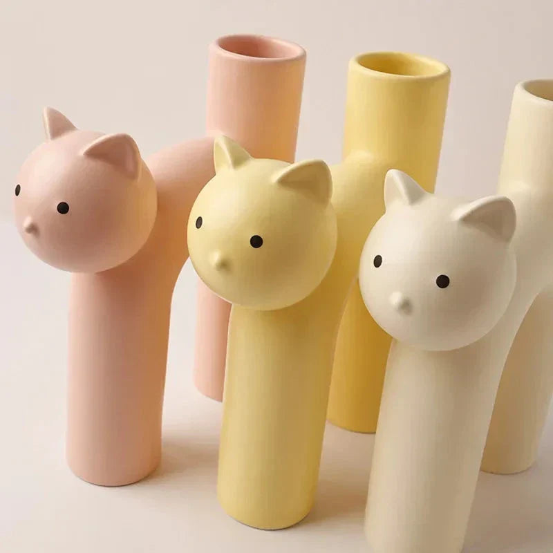 BowLift | Matte Kitten Flower Vase