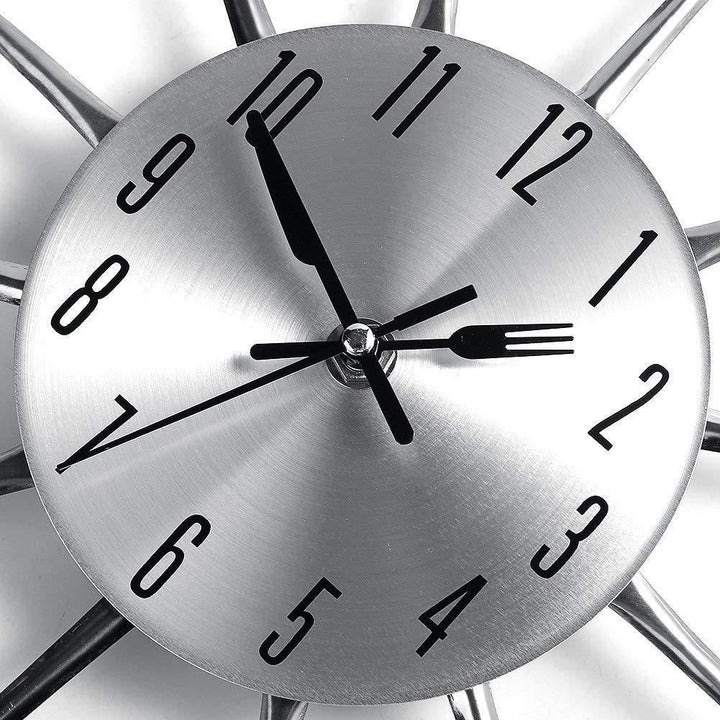 BowLift | Cutlery Clock