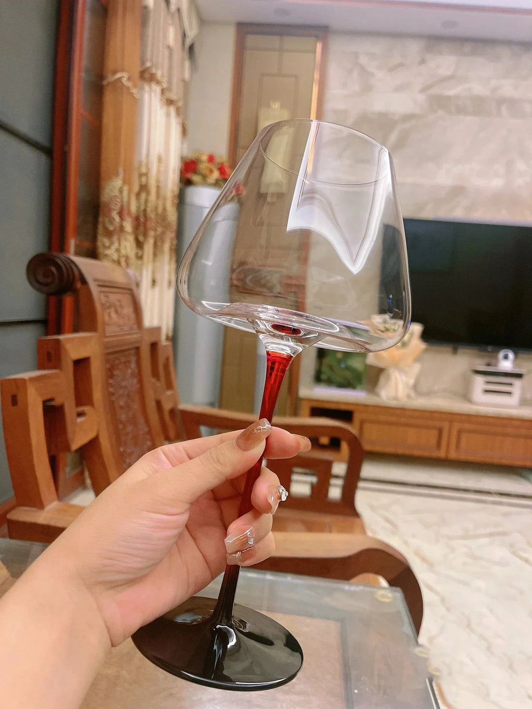 BowLift | The wine glass with large capacity