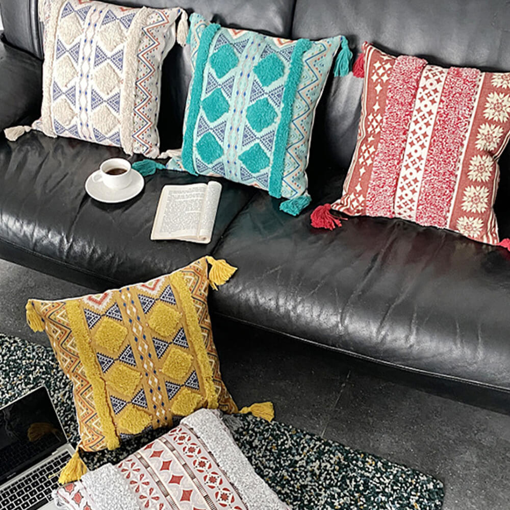 BowLift | Moroccan inspired decorative throw pillow with tassel
