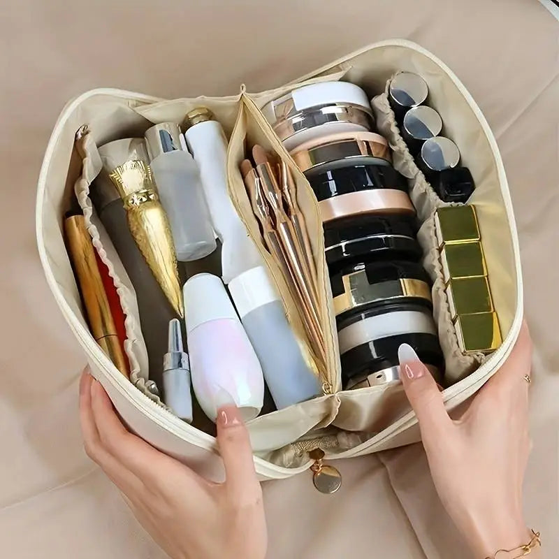 BowLift | GlamourBox - Elegant cosmetic bag with large capacity