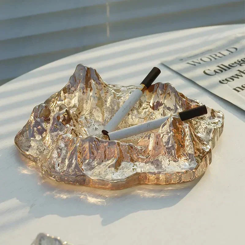 BowLift | Ashtray decoration made of mountain glass in ice style