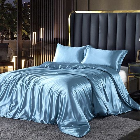 4-piece luxury set silk/satin bedding - 2x pillowcases and fitted sheet