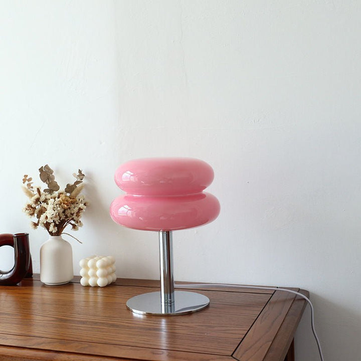 Table lamp in Italian designer style